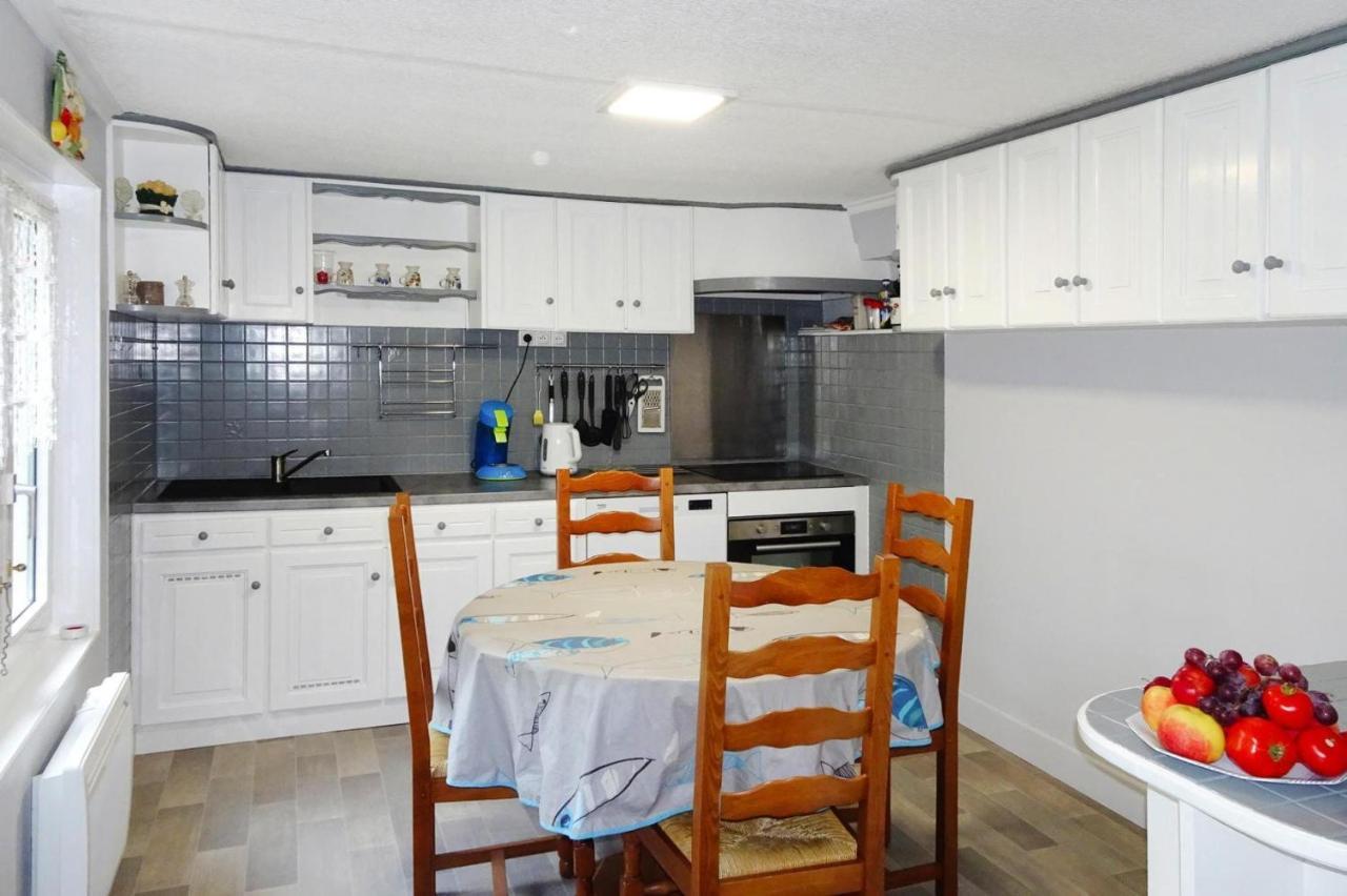 Holiday Home, Plourivo 외부 사진